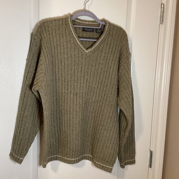 Van Heusen Men's Acrylic Knit Sweater V-Neck Pullover Size M Brown Chunky - Picture 1 of 7